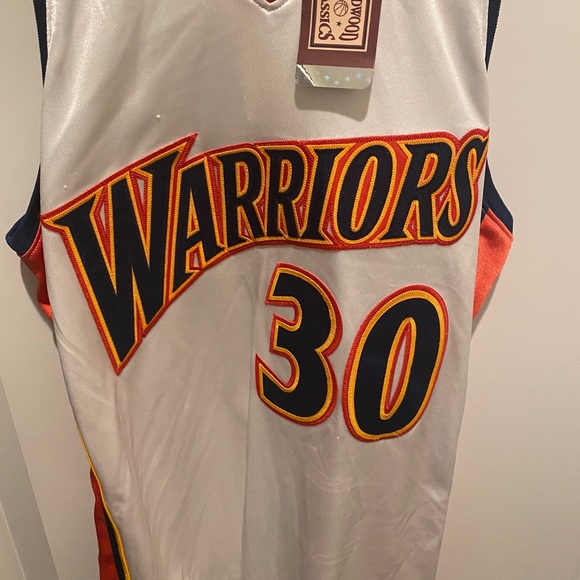 New Mitchell’s & Ness warriors steph curry jersey